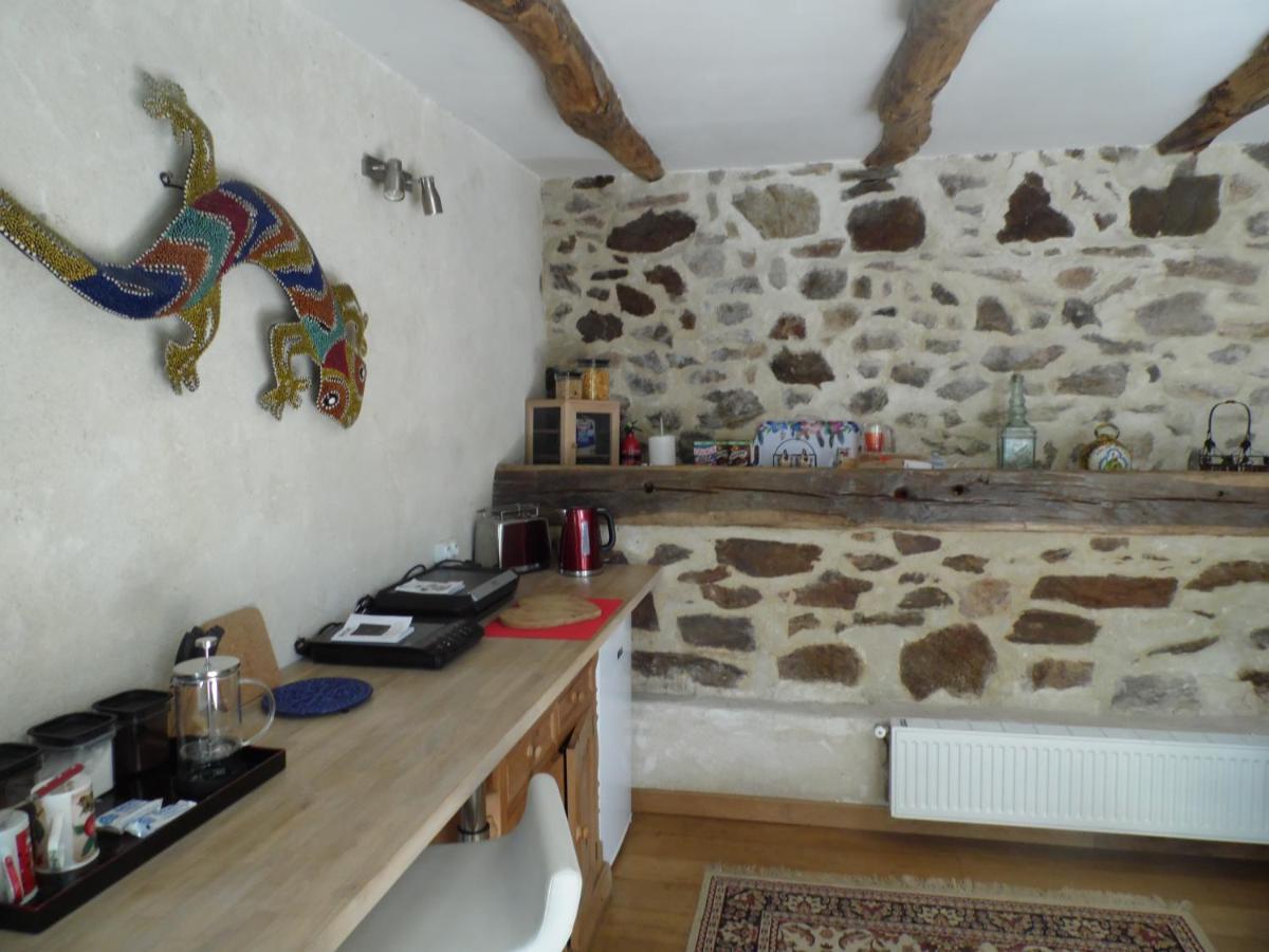 Combecave Bed & Breakfast Vabre-Tizac Exterior photo