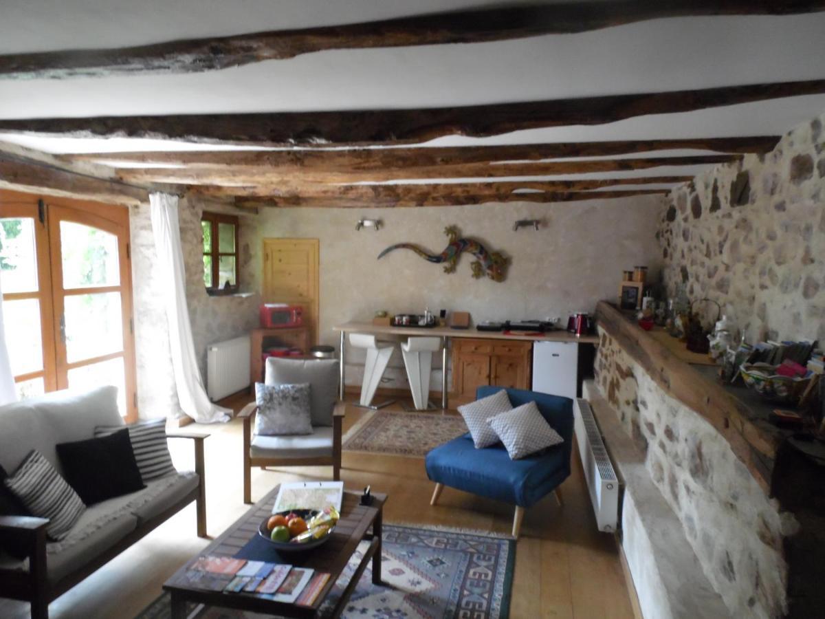 Combecave Bed & Breakfast Vabre-Tizac Exterior photo